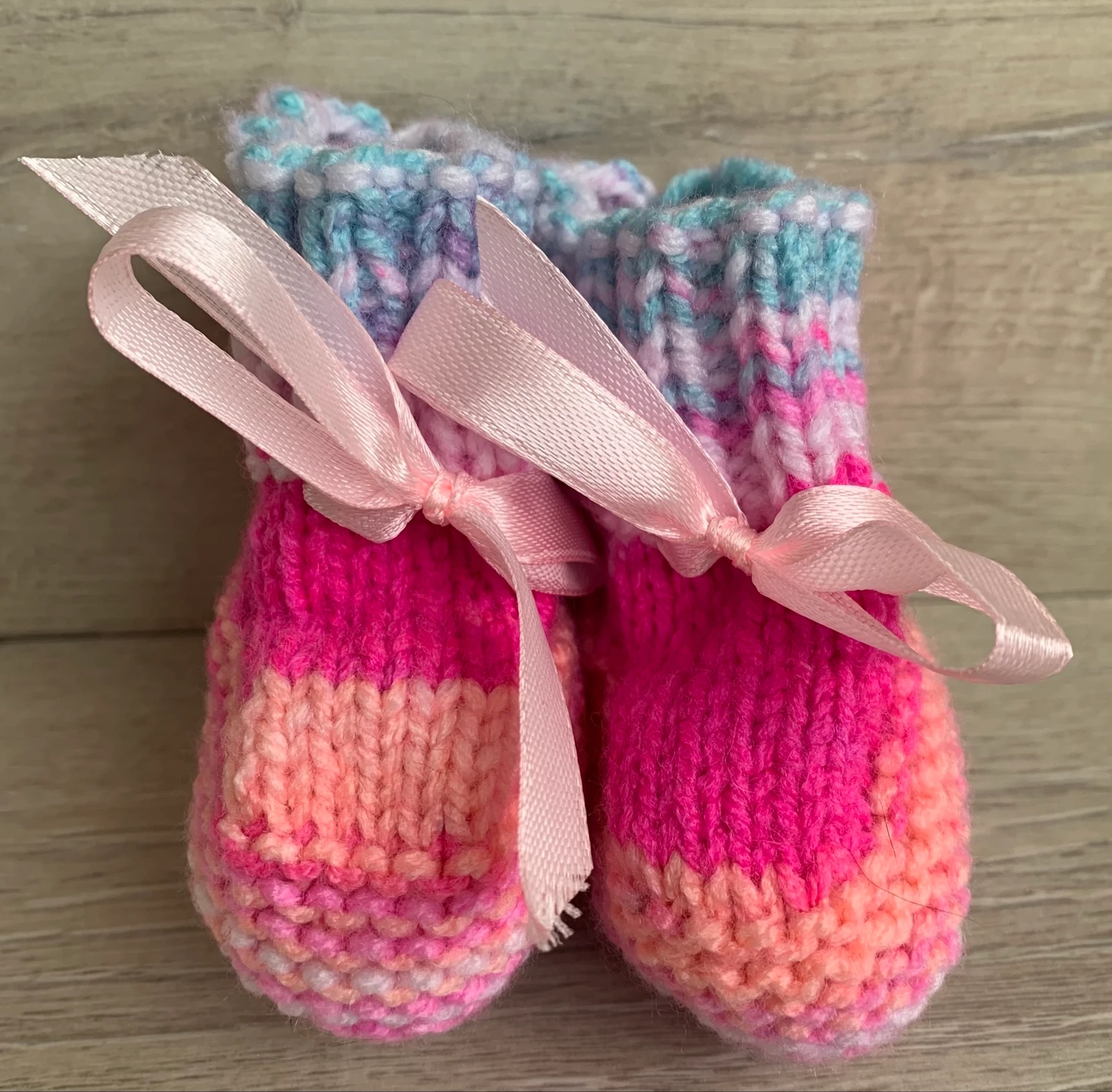 Baby hat and slippers 0/3 months – photo 3
